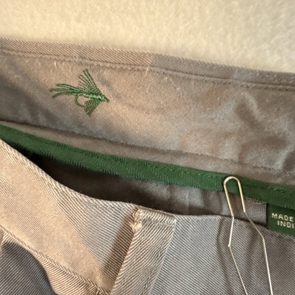 Orvis Men's Grey Cargo Heavy Duty Pants Size 42 Pleated NWOT - Picture 5 of 10
